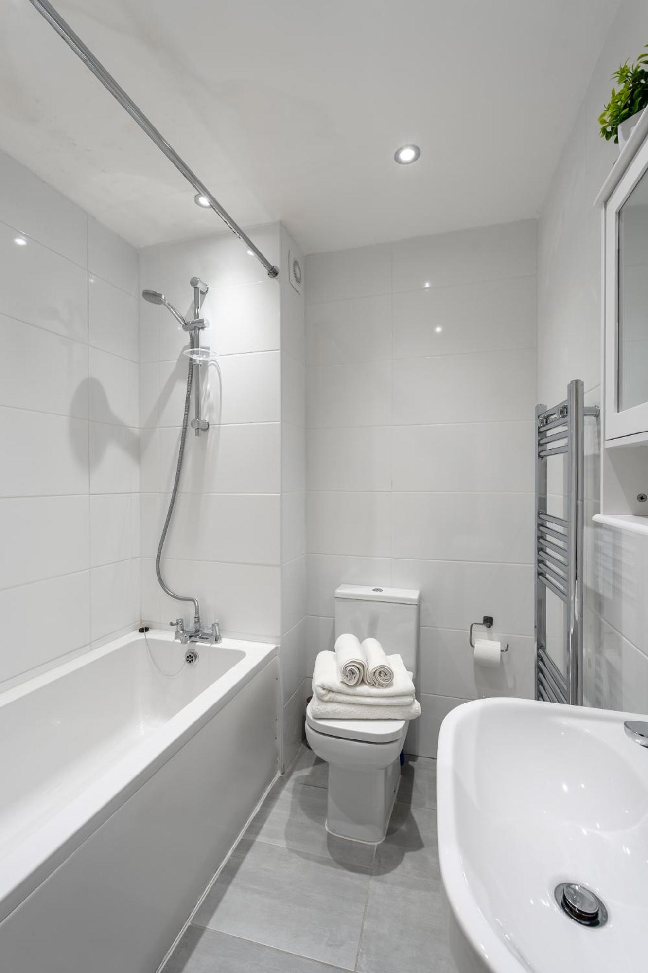 Beautiful Flat Near Central London - Entire Flat - Equipped Kitchen - Private Bathroom Extérieur photo