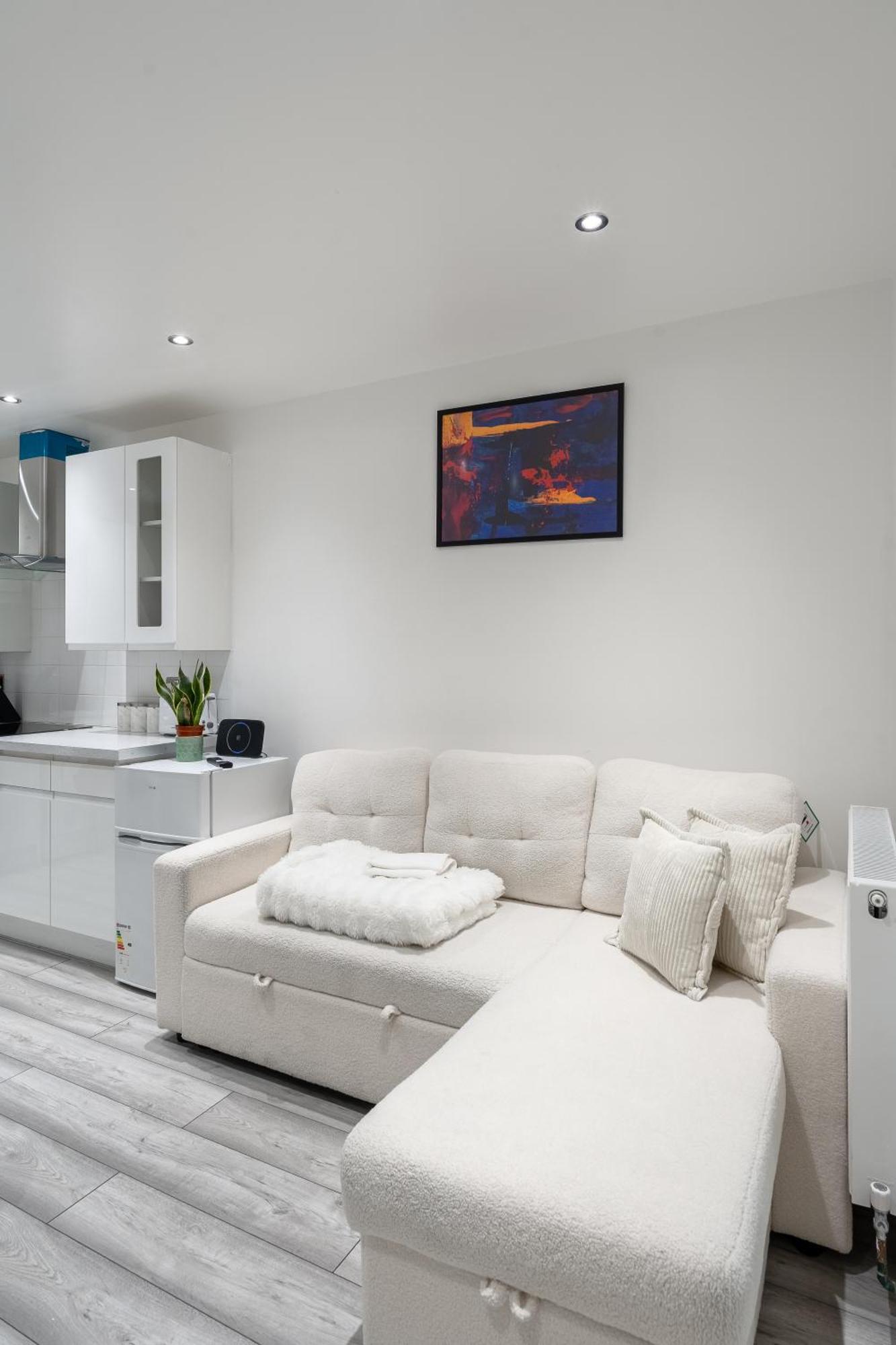 Beautiful Flat Near Central London - Entire Flat - Equipped Kitchen - Private Bathroom Extérieur photo