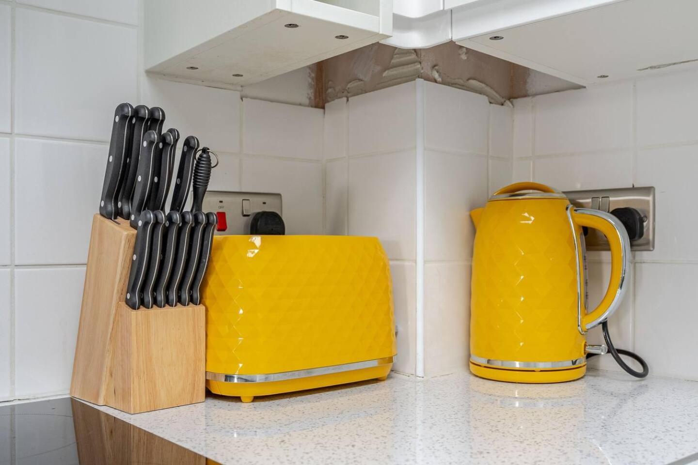 Beautiful Flat Near Central London - Entire Flat - Equipped Kitchen - Private Bathroom Extérieur photo