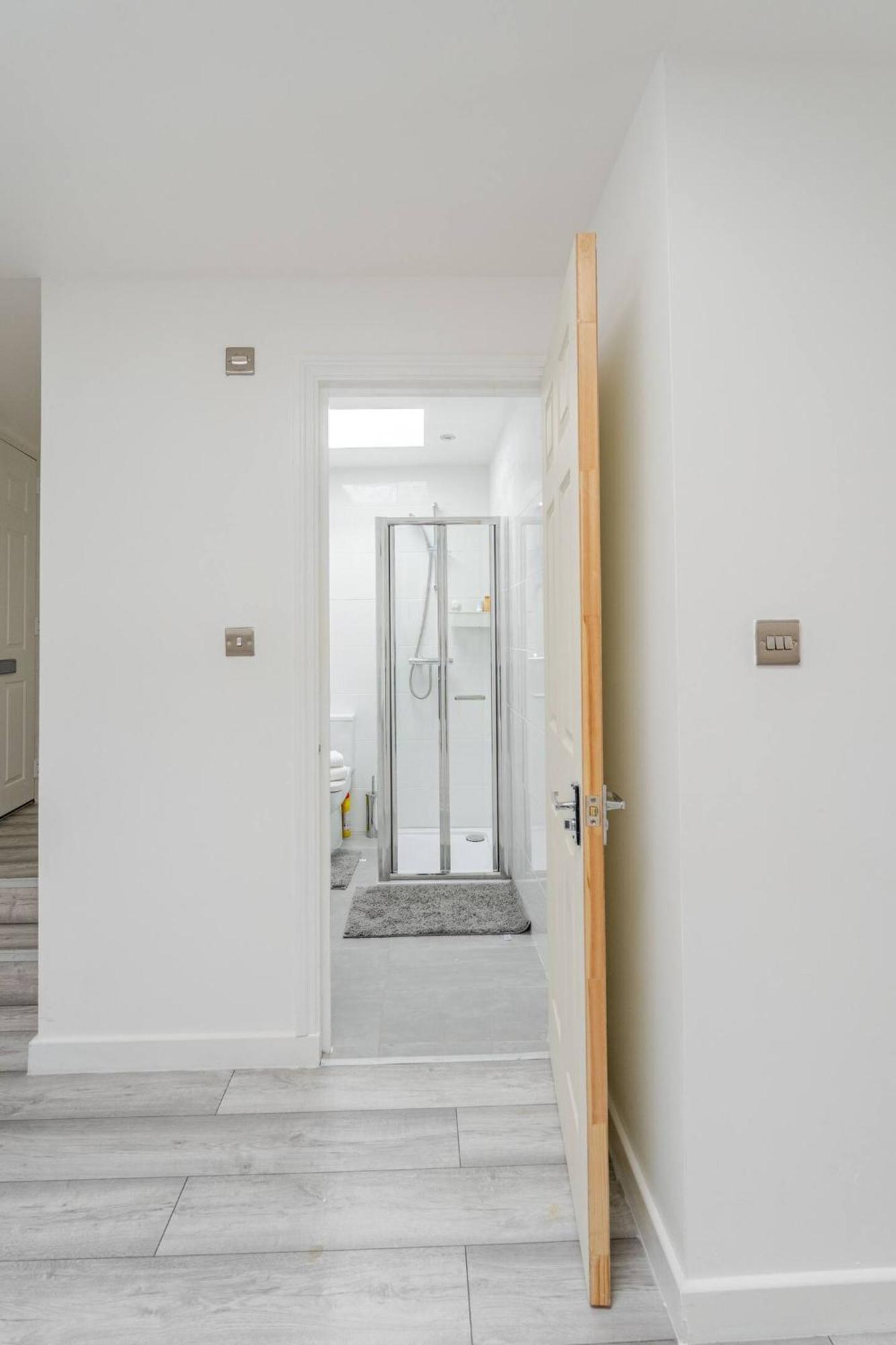Beautiful Flat Near Central London - Entire Flat - Equipped Kitchen - Private Bathroom Extérieur photo